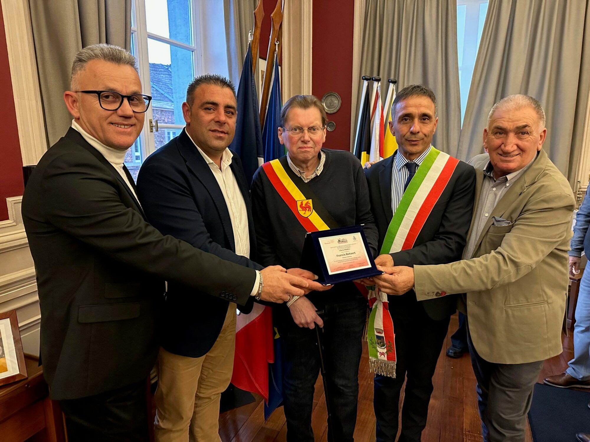 Réception en l’Hôtel de Ville de Seraing – représentants de la commune de Racalmuto (SICILE)